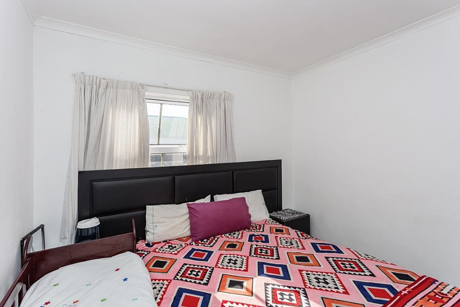 2 Bedroom Property for Sale in Maitland Western Cape